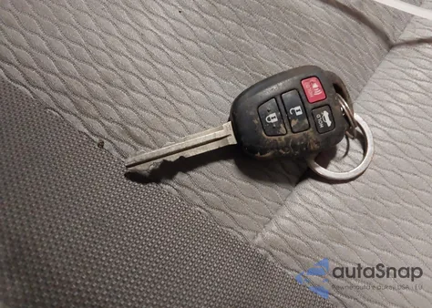 2019 Toyota Corolla Le from USA, damaged, VIN 2T1BURHE2KC181404